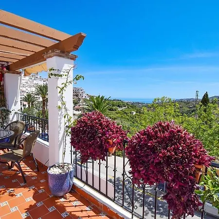 Vista Del Valle, 2 Bedroom With Great Views Hansonholiday