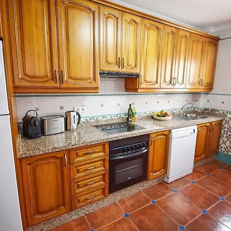 Vista Del Valle, 2 Bedroom With Great Views Hansonholiday